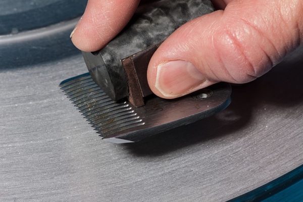 clipper sharpening
